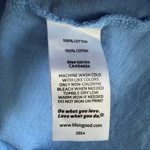 Life Is Good Long Sleeve Light Blue Women's Crusher Tee with Dog Graphic - Picture 3 of 4